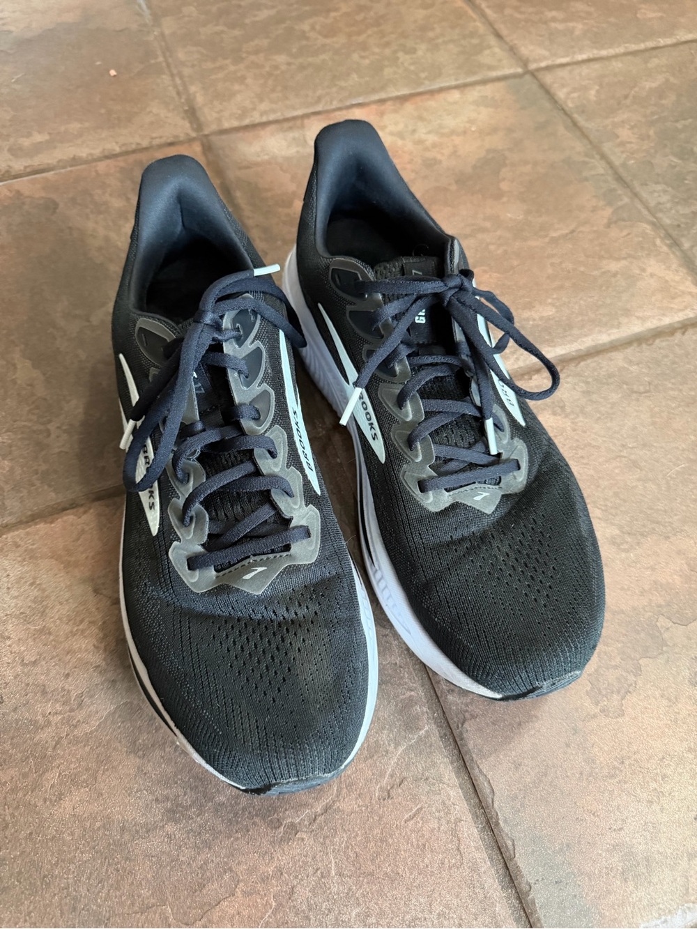 Brooks Ghost 17 Men’s Black Running Shoes - Lightweight Comfort sz 12EE